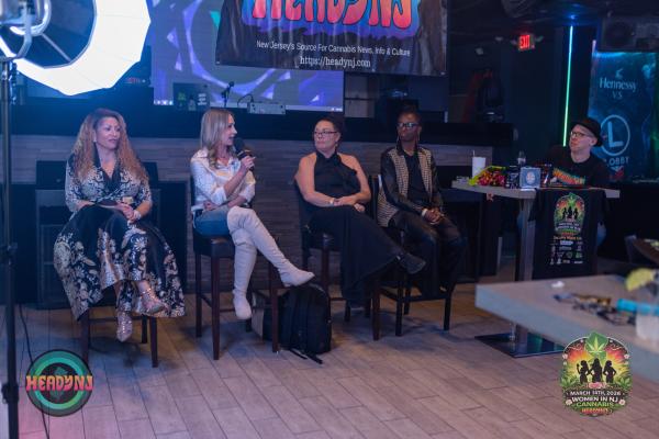 The Heady Chronicle Show Featuring&hellip;