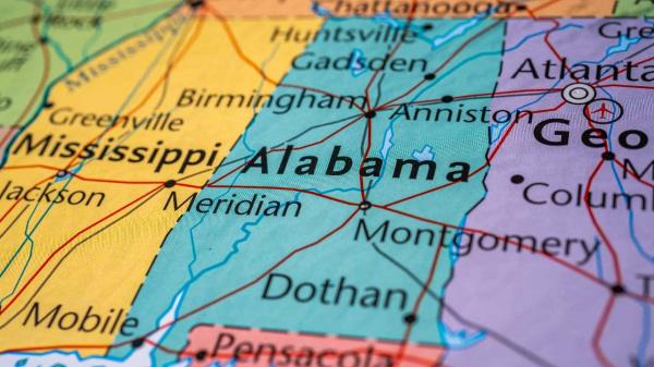 Alabama lawmaker moves to strip cannabis…