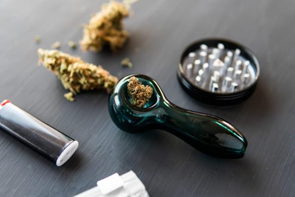 photo of Colorado Might Keep Curbside Cannabis Pick-Up After COVID-19 Pandemic Ends image