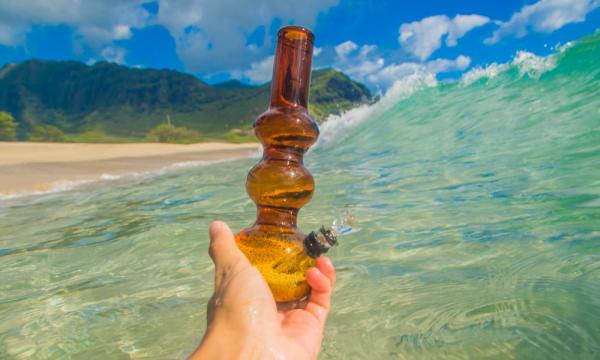 photo of Hawaii Will Allow Out-of-State Visitors to Buy Medical Marijuana by Next Year image