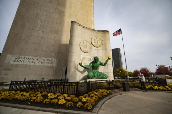 Newsbrief: Michigan sales plunge&hellip;