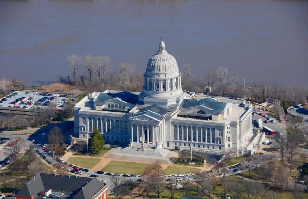 photo of Missouri looking for a middle ground on hemp controls image