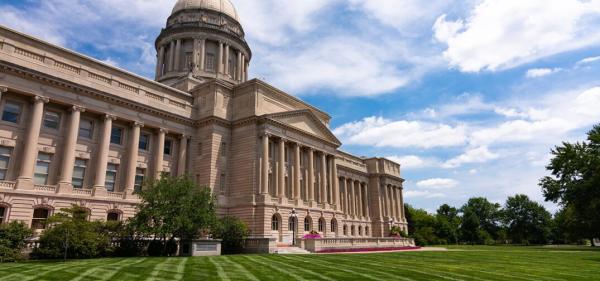 photo of Kentucky Senate Approves Bill to Regulate Hemp-Derived THC Beverages image