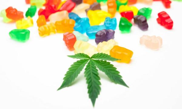 photo of Missouri Regulators Launch ‘Raids’ Of Nearly 50 Stores, Looking For Intoxicating Hemp Edibles image