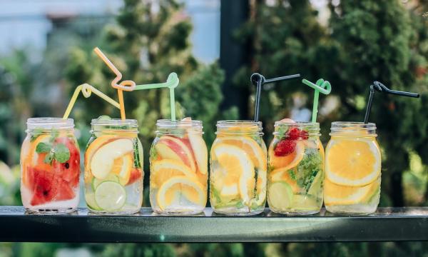Best THC Drinks: Top Hemp-Derived…