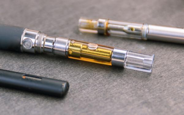 photo of 5 things you should know about vaping CBD image